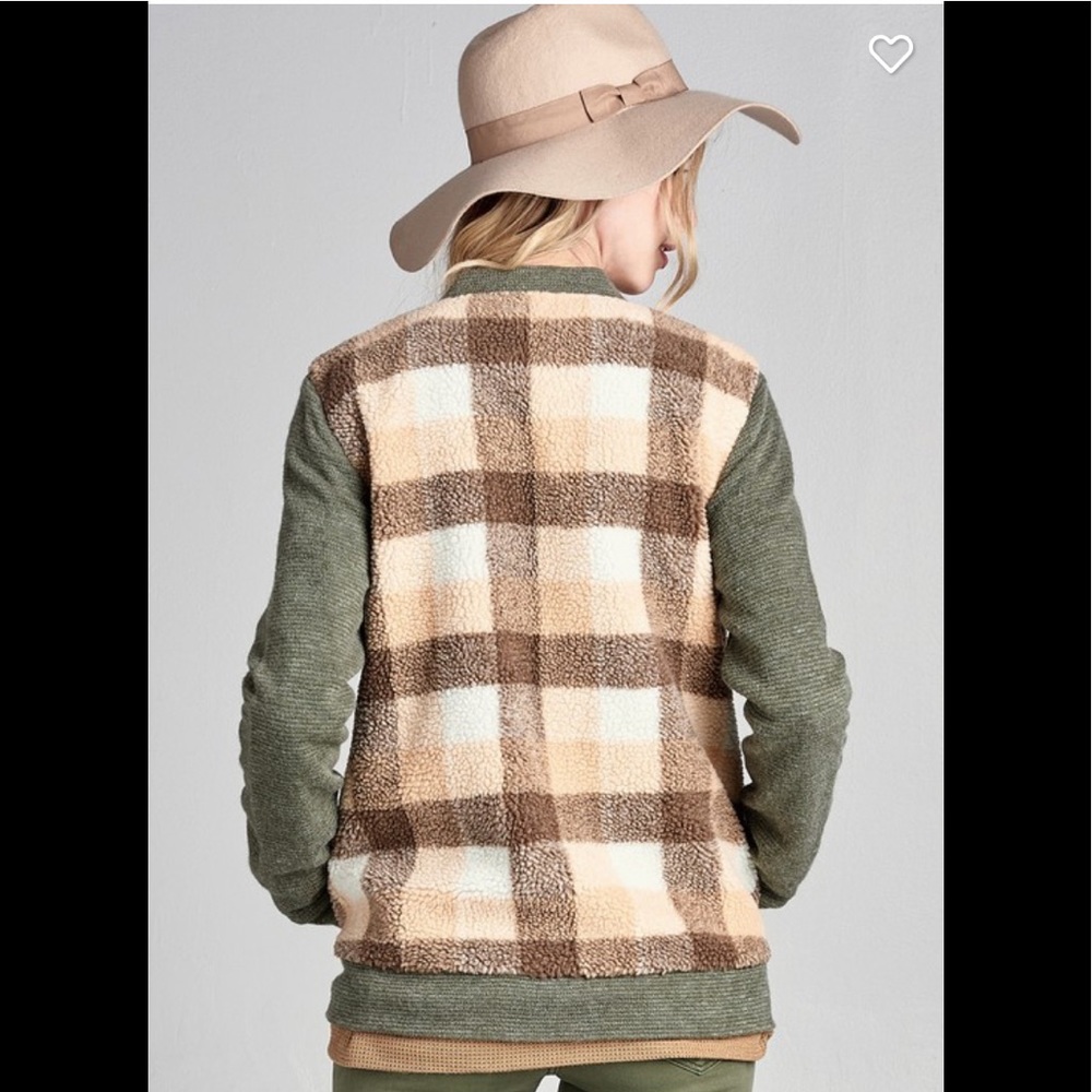 1 left❤️2 for $40❤️gingham Sherpa bomber jacket - Picture 4 of 10